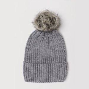 Grey Rib Knit Pompom Hat